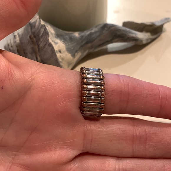 Black stone stretch ring - Picture 3 of 3